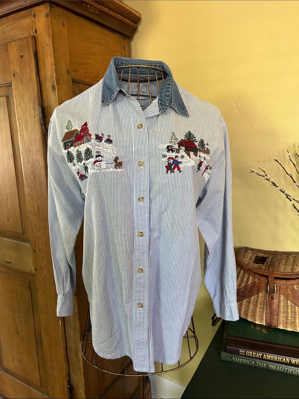 VINTAGE Solutions Embroidered Winter Scene Striped Denim Button Up Shirt